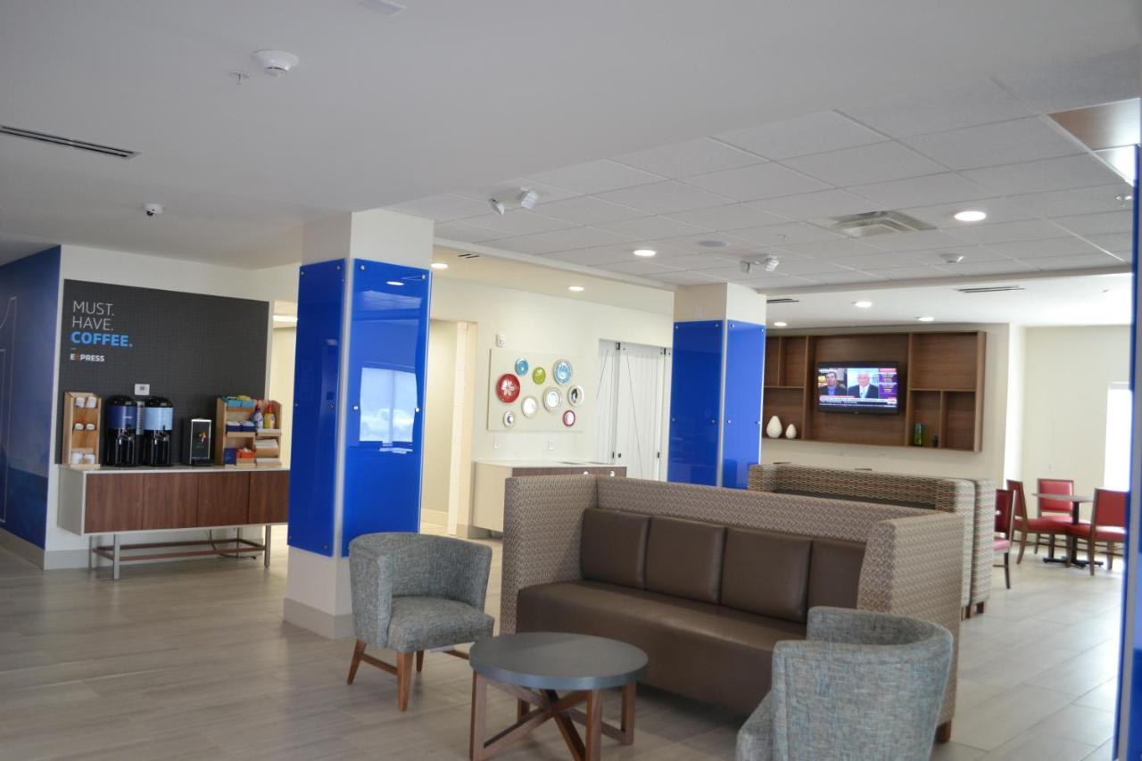 Holiday Inn Express Tallahassee-University Central By Ihg Eksteriør billede