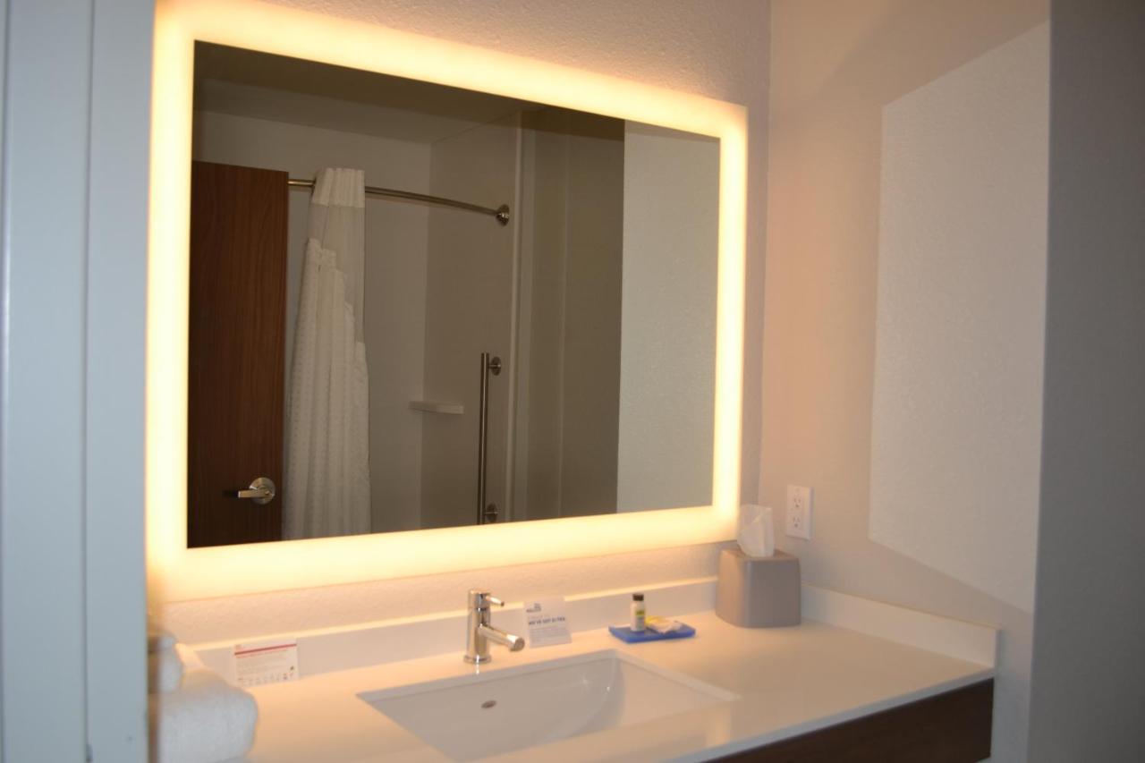 Holiday Inn Express Tallahassee-University Central By Ihg Eksteriør billede